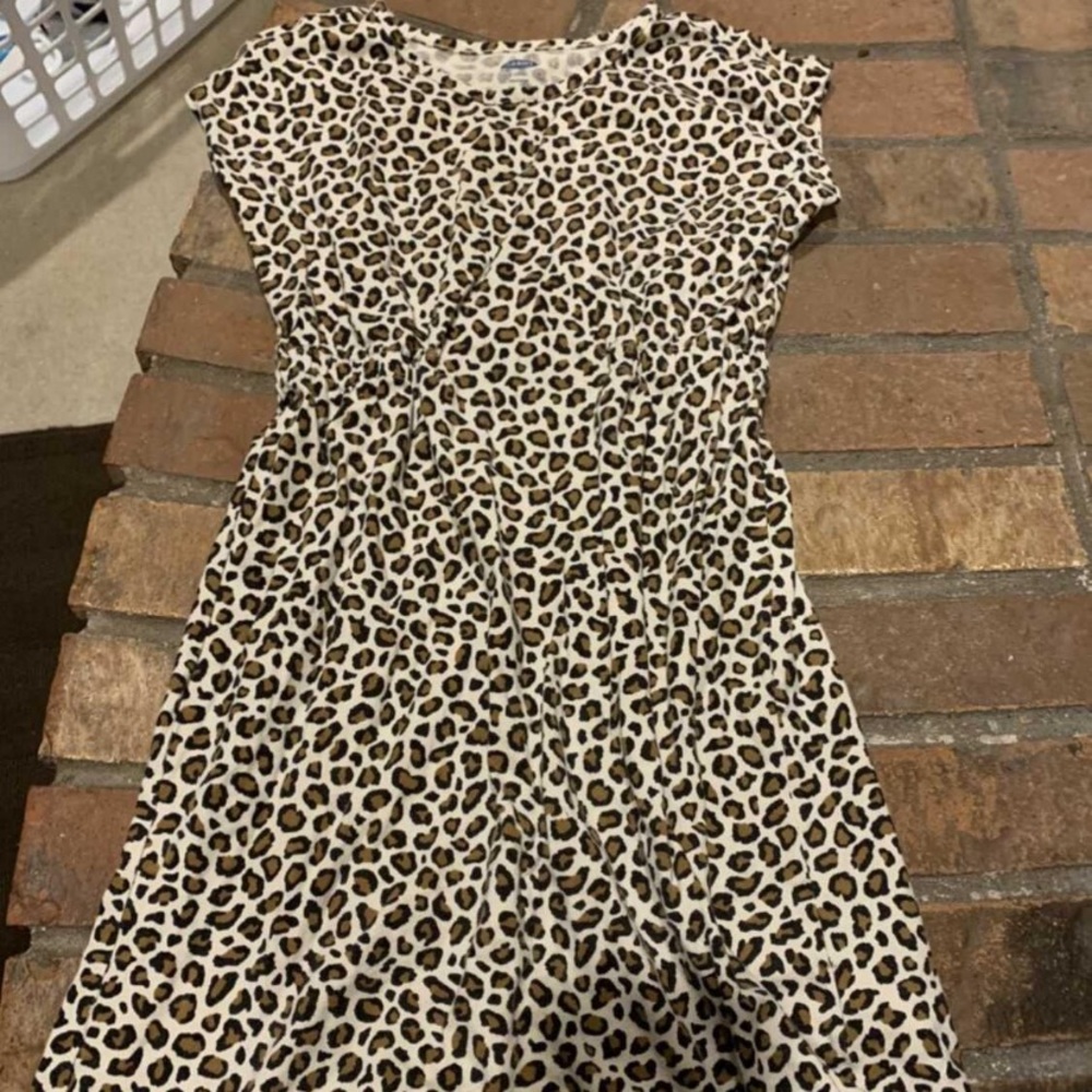 Girls size L (10-12) old navy dress. Gently used.